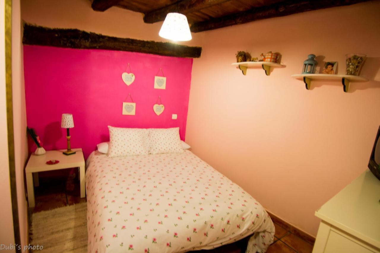 La Casita De Leire Pension Tamajon Buitenkant foto